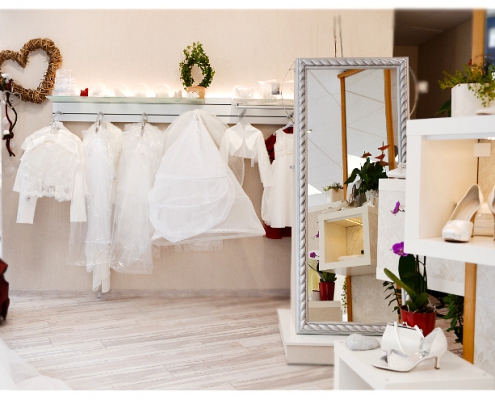 Hoochzeit- Brautmode & Abendkleider